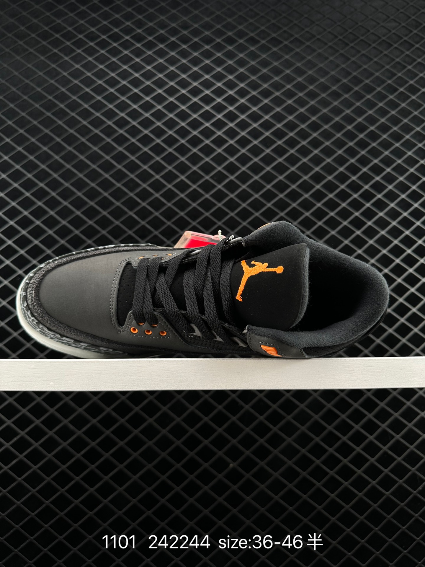 Air Jordan 3 Retro ”Hide and Sneak“